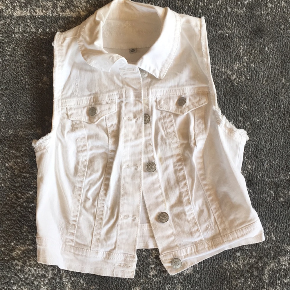 White jean vest